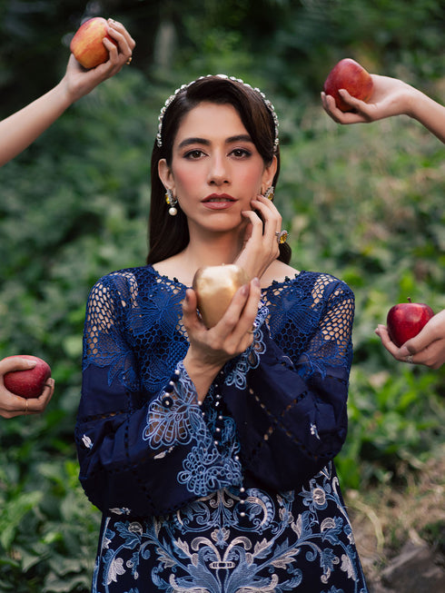 ET - 01 | 3 PC Luxury Lawn