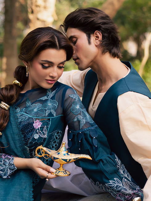 ET - 05 | 3 PC Luxury Lawn