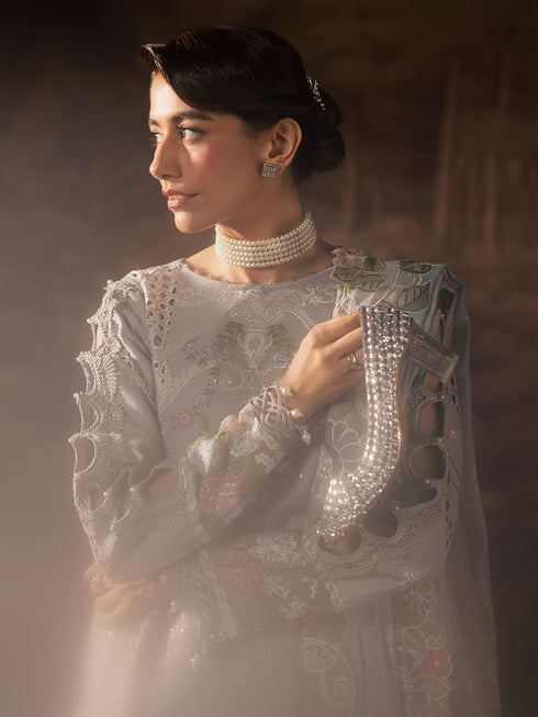 ET - 09 | 3 PC Luxury Lawn