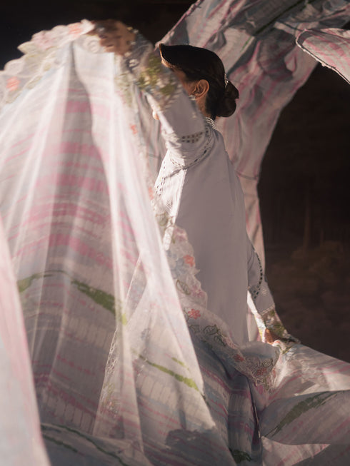 ET - 09 | 3 PC Luxury Lawn