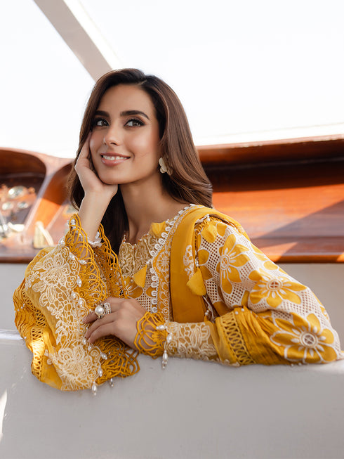 MS-02 | 3 PC Luxury Lawn