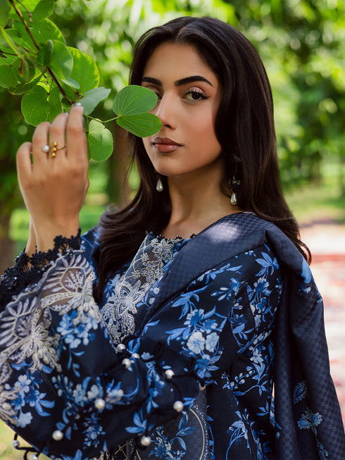 SAR-11 | 3 PC Khaddar